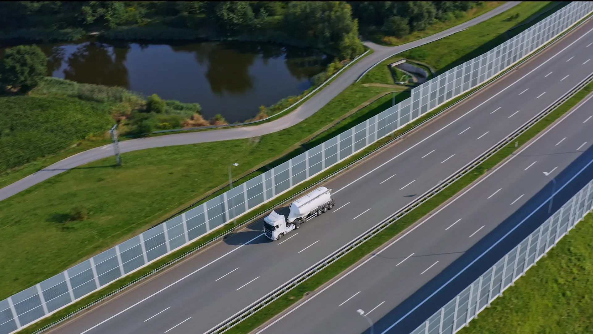 Wagenparkbeheerder houdt overzicht in het Operations Dashboard